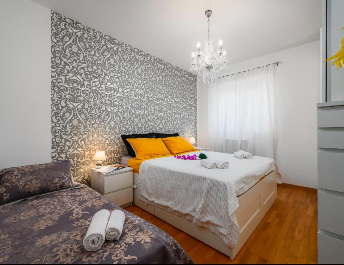 Aureo Apartment Pula Center エクステリア 写真